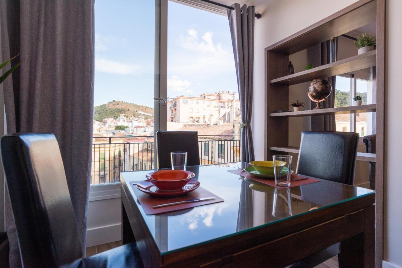 Bhost - Suite La Merced มาลากา ภายนอก รูปภาพ
